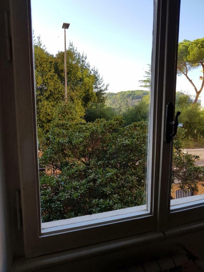 Appartamento Luminoso Con Vista Su Villa Ada Rome Bagian luar foto